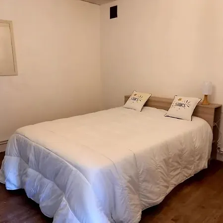 Charmante Maison En Pierre A La Campagne 펜션 *